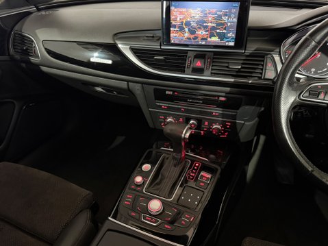 Audi A6 AVANT TDI QUATTRO BLACK EDITION 15