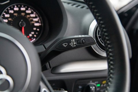 Audi A3 TFSI BLACK EDITION 19