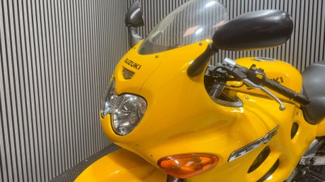 Suzuki GSX 1999 ALL COMPLETE 39K SPARES OR REPAIR PROJECT 600CC 19