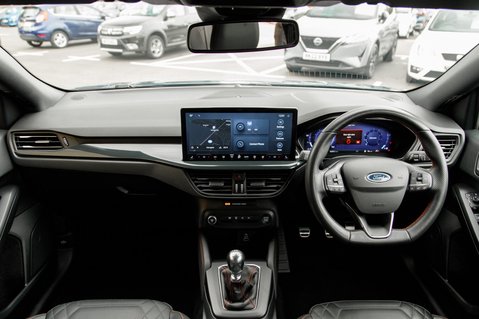 Ford Focus ST-LINE X 3