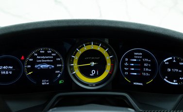 Porsche 911 GT3 RS Weissach (992) 14