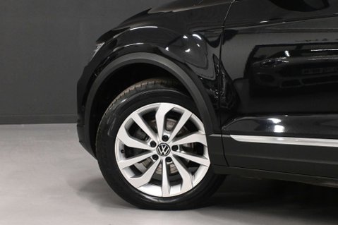 Volkswagen T-Roc 1.5 T-Roc Style TSI Semi-Auto 5dr 17