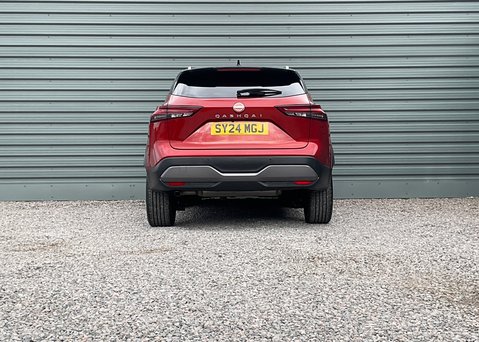 Nissan Qashqai DIG-T TEKNA MHEV 9