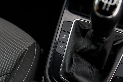 Skoda Fabia COLOUR EDITION MPI 32