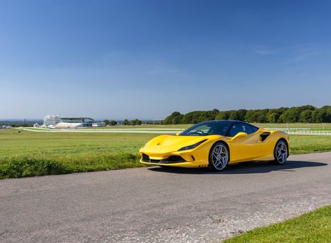 Ferrari F8 Tributo 4