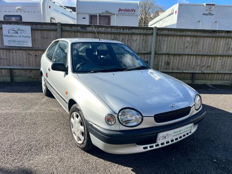 Toyota Corolla 1.4 16V 3dr 1