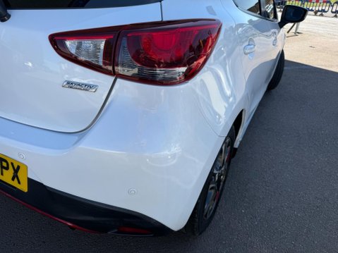 Mazda 2 1.5 SKYACTIV-G Sport Black Euro 6 (s/s) 5dr 15