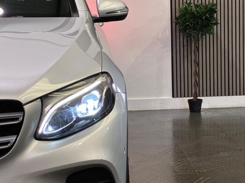 Mercedes-Benz GLC 2.0 GLC250 AMG Line (Premium Plus) G-Tronic+ 4MATIC Euro 6 (s/s) 5dr 56