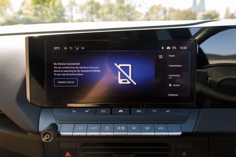 Vauxhall Astra ULTIMATE PHEV 28