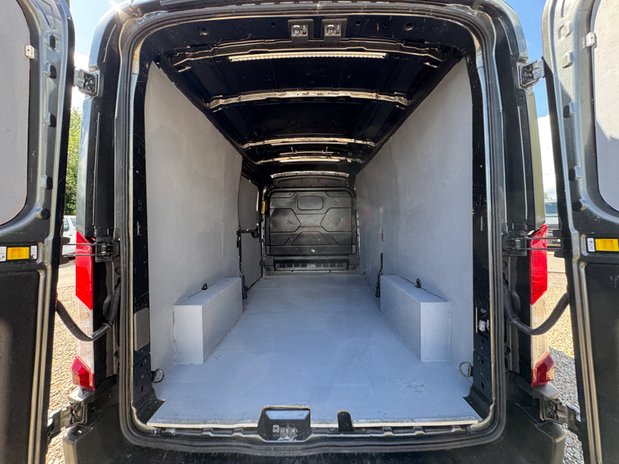 Ford Transit LWB L3H2 Med Roof Limited 350 Air Con Alloys Camera Nav Sensors EURO 6 12