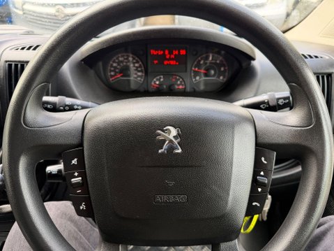 Peugeot Boxer 2.0 BlueHDi 335 Professional Panel Van 5dr Diesel Manual L2 H2 Euro 6 (130 50