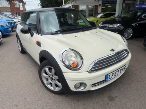 Mini Hatch 1.6 Cooper Steptronic Euro 4 3dr 9