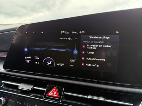 Kia Niro 64.8kWh 3 SUV 5dr Electric Auto (201 bhp) 44