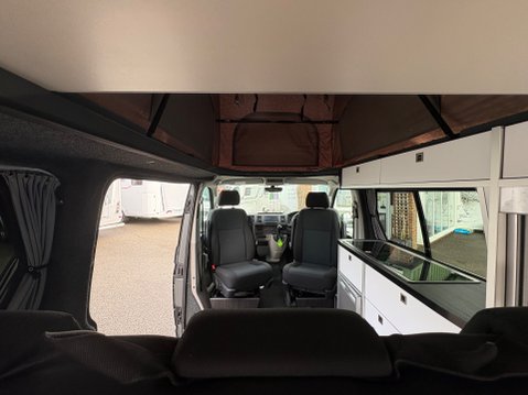 Volkswagen Transporter 17