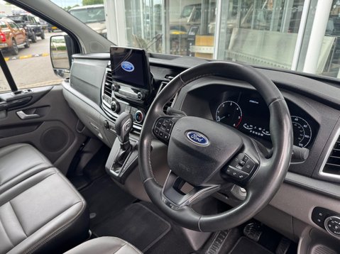 Ford Transit Custom 320 LIMITED DCIV ECOBLUE 18