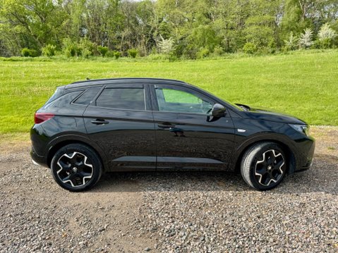 Vauxhall Grandland ULTIMATE 2