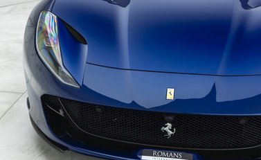 Ferrari 812 Superfast 24