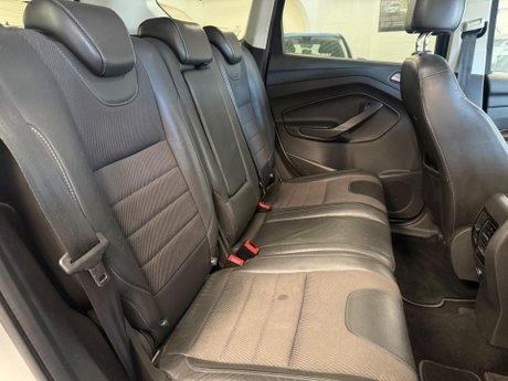 Ford Kuga 2.0 TDCi Titanium Powershift AWD Euro 5 5dr 14