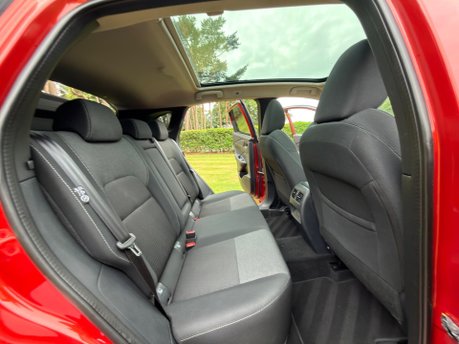 Nissan Qashqai DIG-T N-CONNECTA MHEV 12