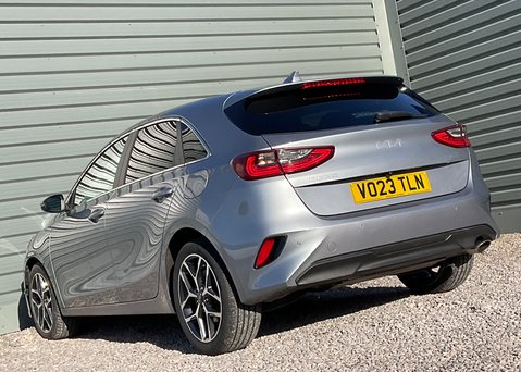 Kia Ceed 1.5T GDi ISG 3 DCT 10