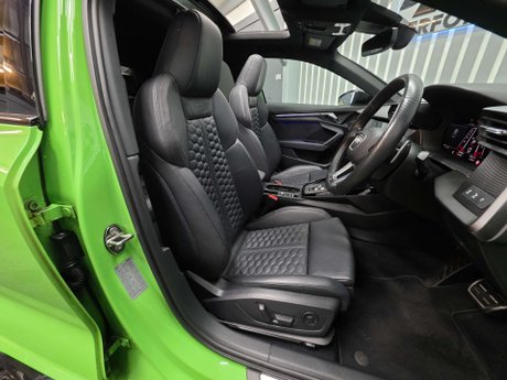 Audi RS3 2.5 TFSI Vorsprung Saloon 4dr Petrol S Tronic quattro Euro 6 (s/s) (400 ps) 7