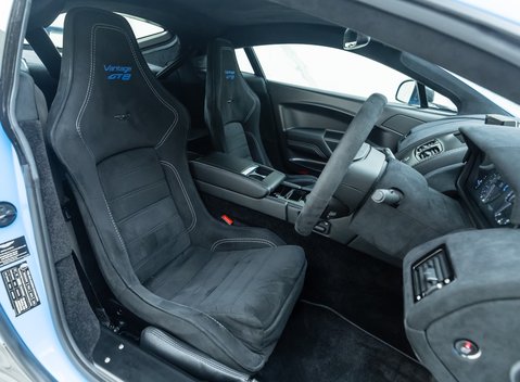 Aston Martin Vantage GT8 11