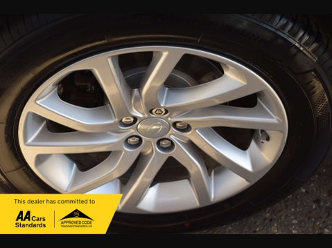 Land Rover Discovery Sport 2.0 Discovery Sport SE Tech TD4 Auto 4WD 5dr 24