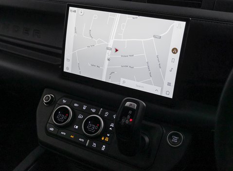 Land Rover Defender 110 V8 19