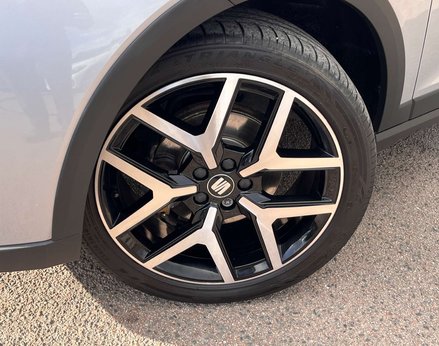 SEAT Arona 1.0 Arona FR Sport TSi Semi-Auto 5dr 3