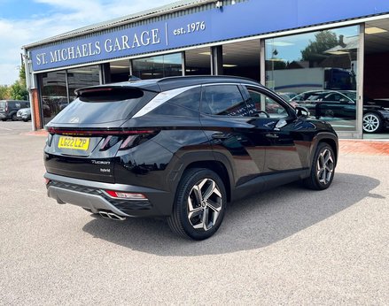 Hyundai TUCSON 1.6 Tucson Premium TGDi HEV Auto 5dr 8