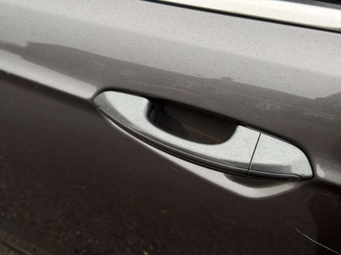 Ford Mondeo 2.0 TDCi Zetec Euro 6 (s/s) 5dr 27