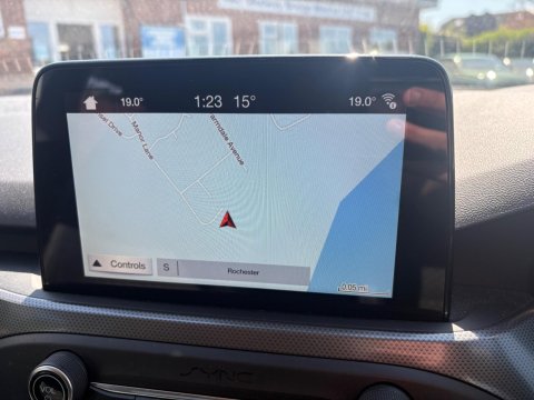 Ford Focus TITANIUM X 16