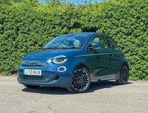 Fiat 500e 42kWh La Prima Hatchback 3dr Electric Auto (118 ps) 4