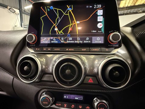 Nissan Juke 1.0 Juke N-Connecta DiG-T 5dr 37