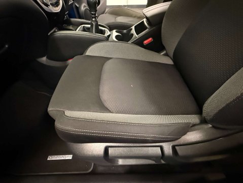 Nissan Qashqai 1.3 Qashqai N-Connecta DiG-T 5dr 52