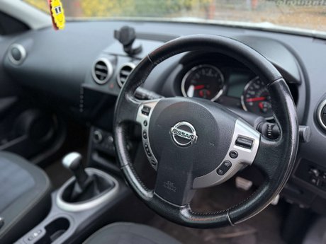 Nissan Qashqai 1.6 Qashqai N-Tec 5dr 33