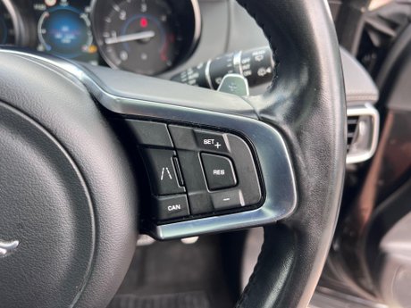 Jaguar F-Pace 2.0 D240 R-Sport Auto AWD Euro 6 (s/s) 5dr 26