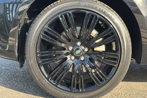 Land Rover Range Rover Sport D300 MHEV HSE Dynamic Black Auto 4WD Euro 6 (s/s) 5dr 34