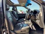 Nissan Pathfinder 2.5 dCi Tekna 4WD Euro 5 5dr 10