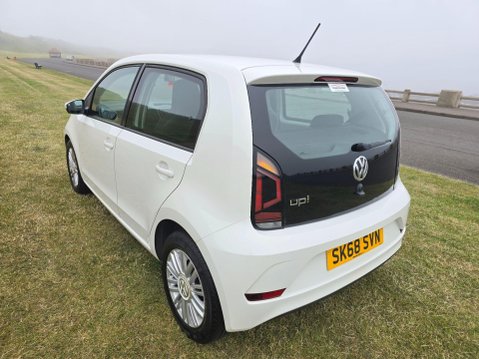 Volkswagen Up 1.0 Move up! Euro 6 (s/s) 5dr 8