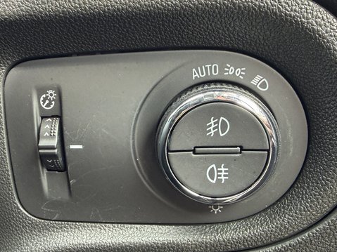 Vauxhall Grandland 1.2 Turbo Ultimate 5dr Auto 32