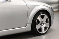 Audi TT 1.8 TT Quattro (225 bhp) 4WD 3dr 32