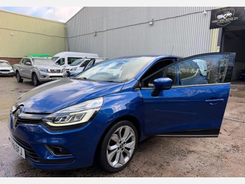 Renault Clio 0.9 TCe Dynamique S Nav Hatchback 5dr Petrol Manual Euro 6 (s/s) (90 ps) 23