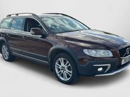 Volvo XC70 2.4 XC70 SE Luxury D5 AWD Auto 4WD 5dr 1