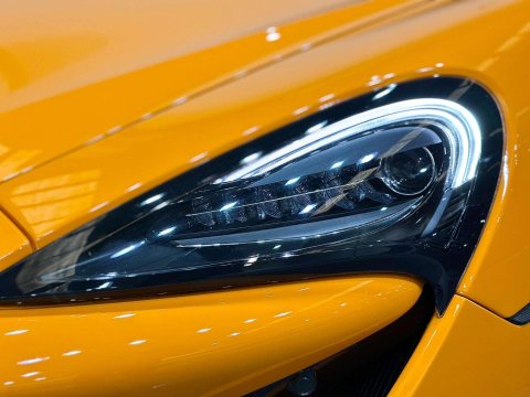 McLaren 570S 3.8 570s Coupe Semi-Auto 2dr 60