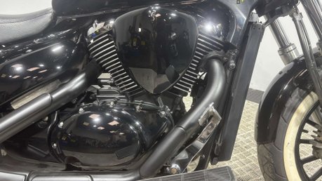 Suzuki Intruder 800 VL 2015 26K CUSTOM LOOKS MOT SERVICED CRUISER BIKE 800CC A2 25