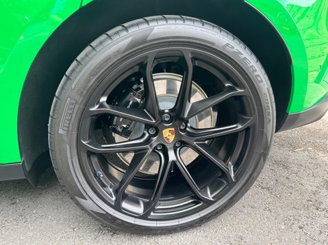 Porsche Macan GTS PDK 27