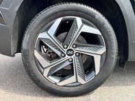 Hyundai TUCSON 1.6 Tucson Premium TGDi HEV Auto 5dr 14