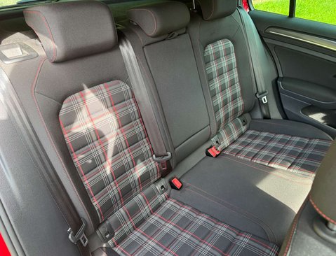 Volkswagen Golf 2.0 Golf GTi TSi Semi-Auto 5dr 41