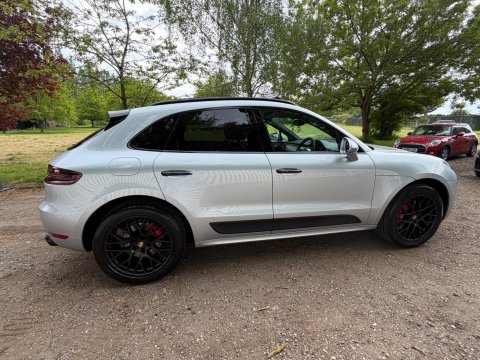 Porsche Macan GTS PDK 20